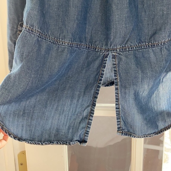 Cloth & Stone denim top - Picture 5 of 10